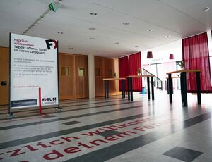 Das Forum Landquart hat sich cool in Szene gesetzt. Wir durften den kurzfristig organisierten Tag der offenen Türe mit auf die Beine stellen.